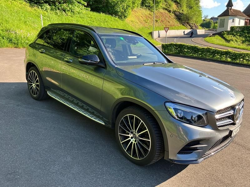 Gebraucht Mercedes GLC250 AMG line 204 PS (150 kW) 2019