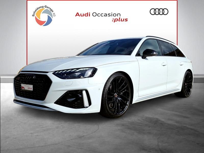 Weiss Gebraucht 2020 Audi RS4 Ambiente Kombi | CHF 72’500 (Teuer) - Bild 1/4