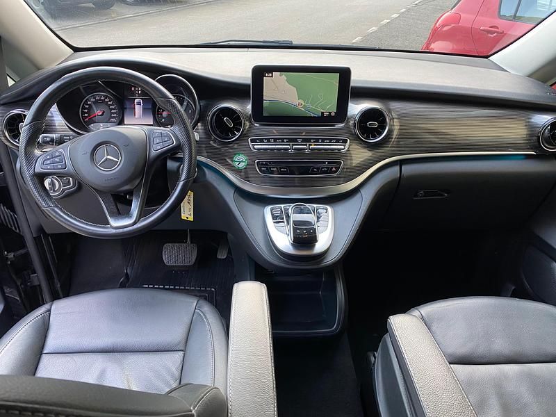 Gebraucht Mercedes V250 Avantgarde 190 PS (139 kW) 2020 Van / Kleinbus