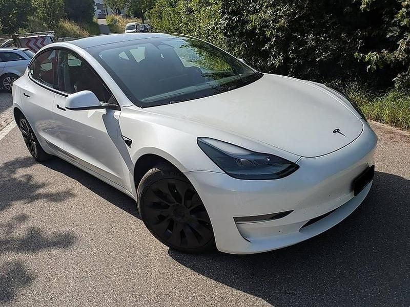 Gebraucht 2023 Tesla Model 3 Limousine | CHF 29’390 (Fairer Preis) - Bild 1/4