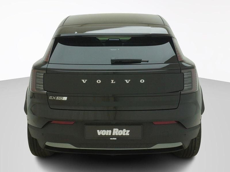 Neu Volvo EX30 CC Ultra 314 kW (428 PS) 2025 Weiss SUV