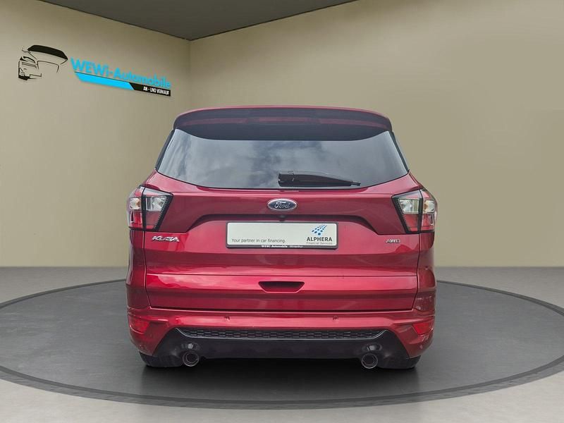 Gebraucht Ford Kuga ST-Line 230 PS (169 kW) 2019 Rot SUV