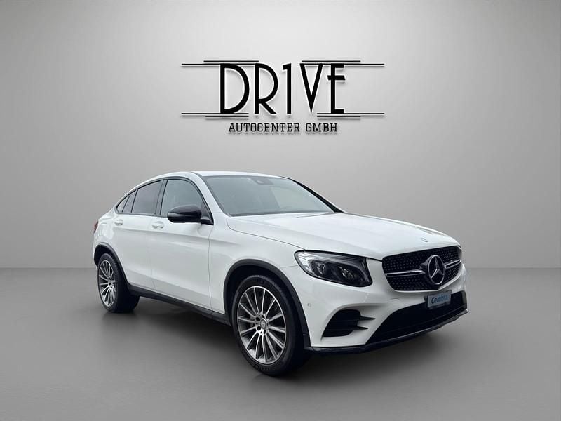 Gebraucht Mercedes GLC250 AMG line 211 PS (155 kW) 2017 Weiss Coupé