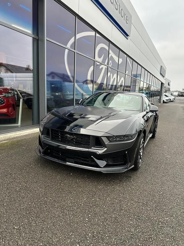 Schwarz Neu 2025 Ford Mustang Coupé | CHF 77’900 - Bild 1/4