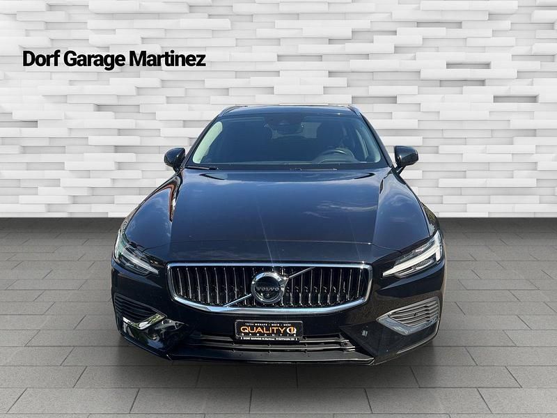 Gebraucht 2020 Volvo V60 Inscription Kombi | CHF 25’900 (Etwas zu teuer) - Bild 1/4