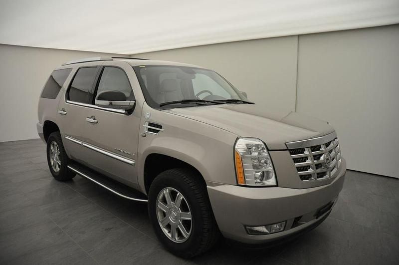 Gebraucht Cadillac Escalade 409 PS (300 kW) 2009 Grau SUV