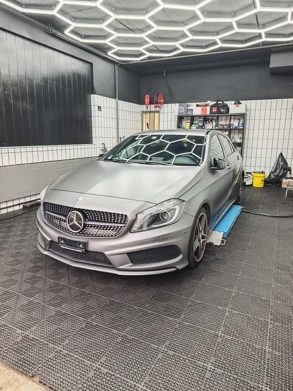 Gebraucht Mercedes A250 AMG line 211 PS (155 kW) 2015