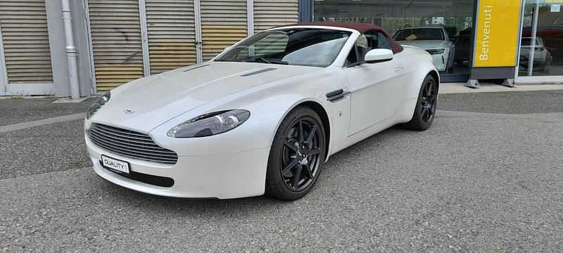 Gebraucht Aston Martin V8 Vantage 385 PS (283 kW) 2008 Weiss Coupé