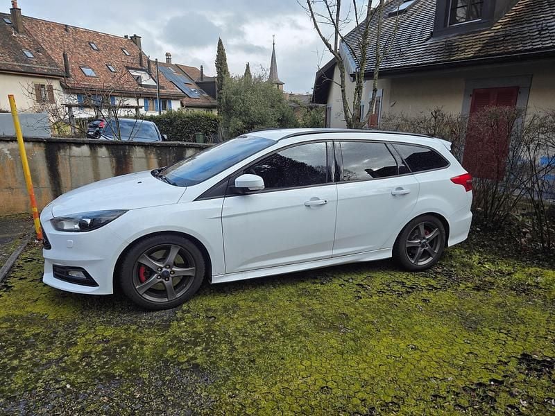 Gebraucht Ford Focus ST 185 PS (136 kW) 2016