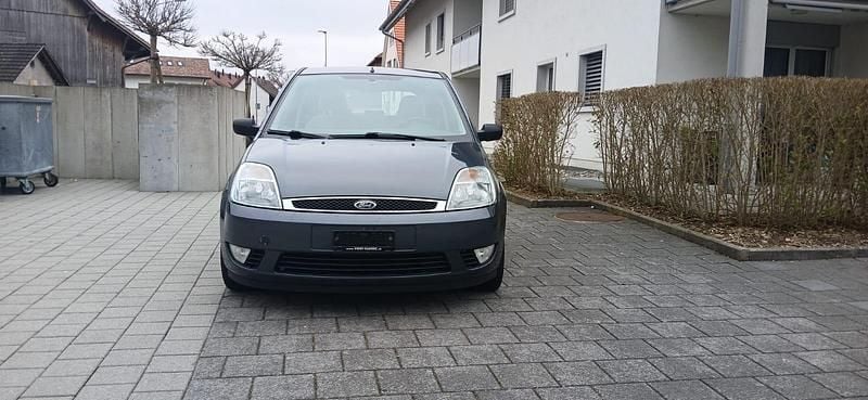 Gebraucht 2003 Ford Fiesta Ambiente | CHF 3’000 (Guter Preis) - Bild 1/4