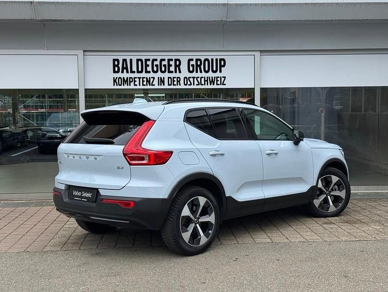 Gebraucht Volvo XC40 Plus 197 PS (144 kW) 2024 Blau SUV
