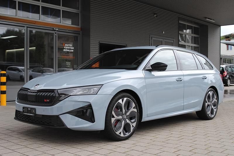 Neu 2025 Skoda Octavia RS Kombi | CHF 40’850 (Superpreis) - Bild 1/4