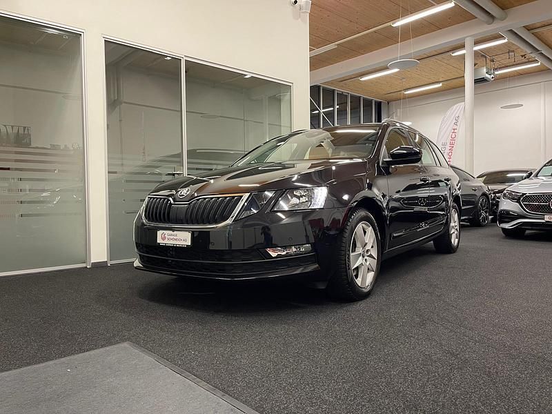 Schwarz Gebraucht 2019 Skoda Octavia Ambition Kombi | CHF 18’900 (Teuer) - Bild 1/4