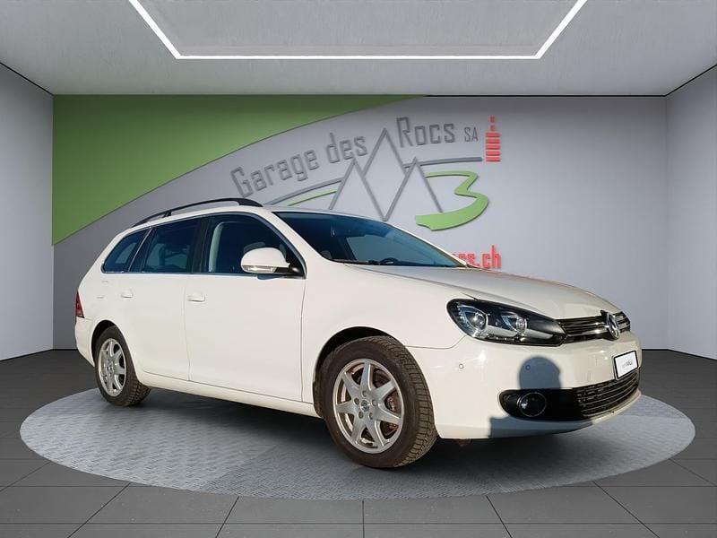 Gebraucht VW Golf VI Comfortline 105 PS (77 kW) 2013 Weiss Kleinwagen