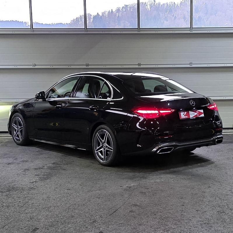 Gebraucht Mercedes C220 AMG line 197 PS (144 kW) 2023