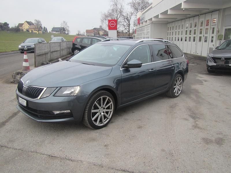 Gebraucht Skoda Octavia Ambition 190 PS (139 kW) 2018 Grau Kombi