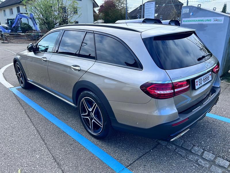 Gebraucht Mercedes E220 All-Terrain Avantgarde 194 PS (142 kW) 2021 Kombi