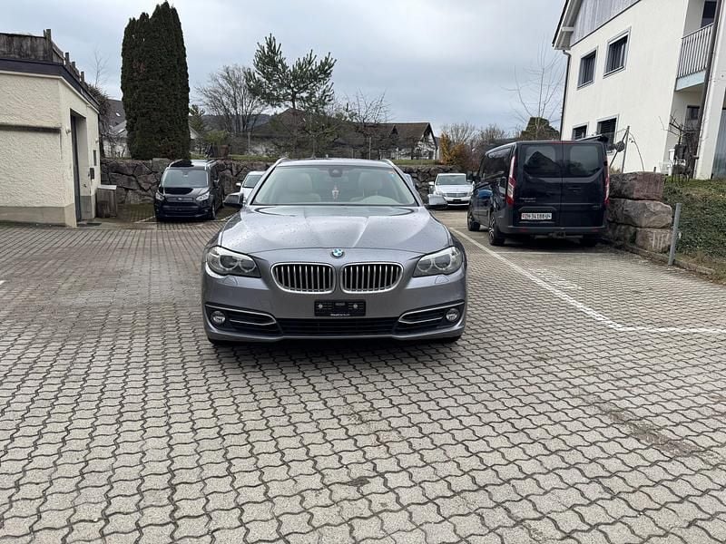 Gebraucht BMW 530 258 PS (189 kW) 2013 Kombi