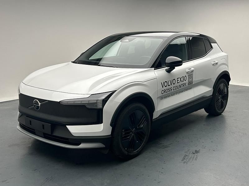 Neu Volvo EX30 CC Performance 314 kW (428 PS) 2025 Weiss SUV