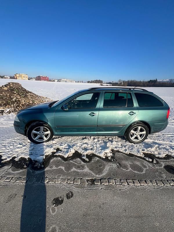 Gebraucht Skoda Octavia Ambiente 105 PS (77 kW) 2006