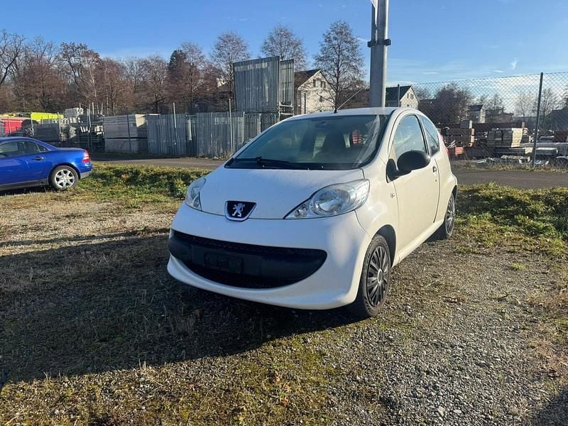 Gebraucht 2008 Peugeot 107 Kleinwagen | CHF 900 (Superpreis) - Bild 1/4