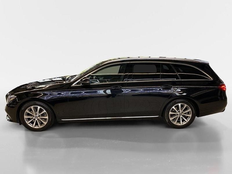 Gebraucht Mercedes E220 Avantgarde 194 PS (142 kW) 2018 Schwarz Kombi