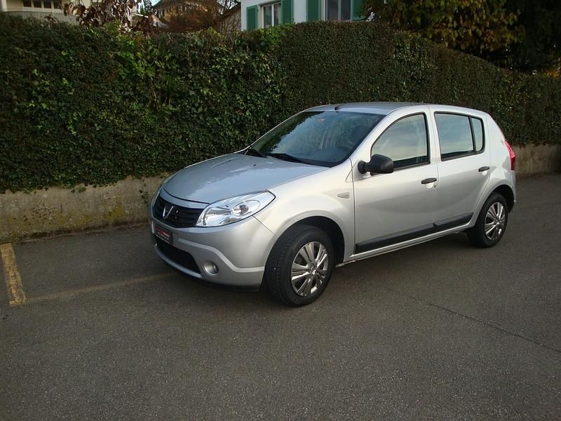 Gebraucht 2012 Dacia Sandero Ambiance Kleinwagen | CHF 3’400 (Teuer) - Bild 1/4