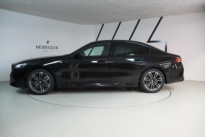 Gebraucht BMW 540 Comfort Edition 303 PS (222 kW) 2024 Schwarz Limousine