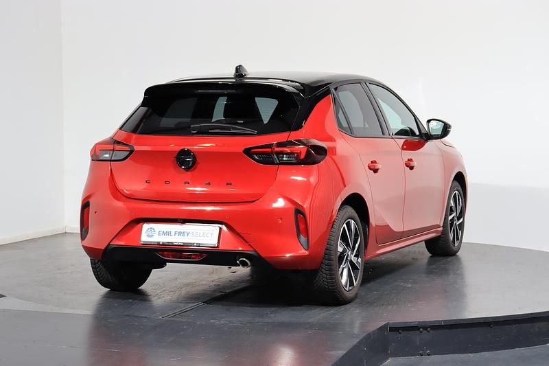 Gebraucht Opel Corsa 100 PS (73 kW) 2023 Rot Limousine