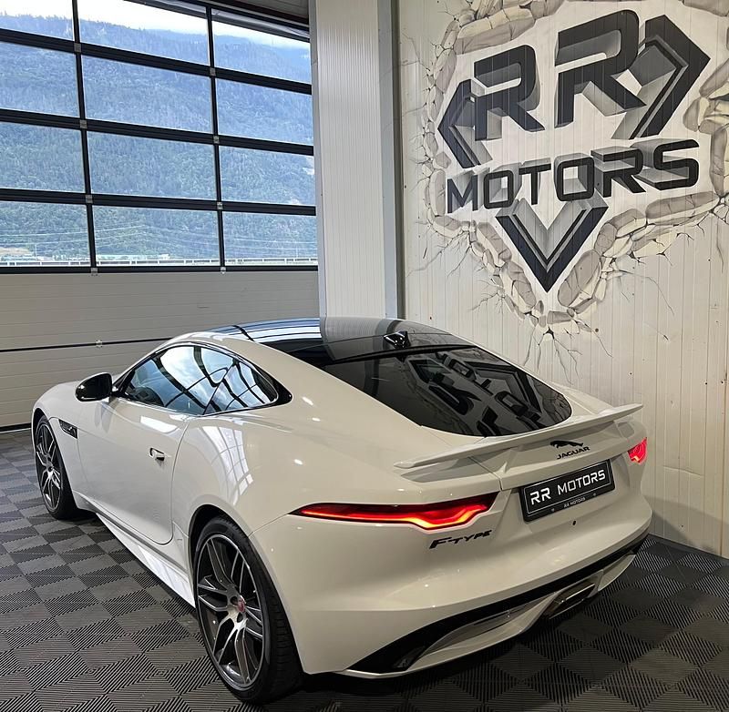 Gebraucht Jaguar F-Type R-Dynamic 300 PS (220 kW) 2021 Coupé