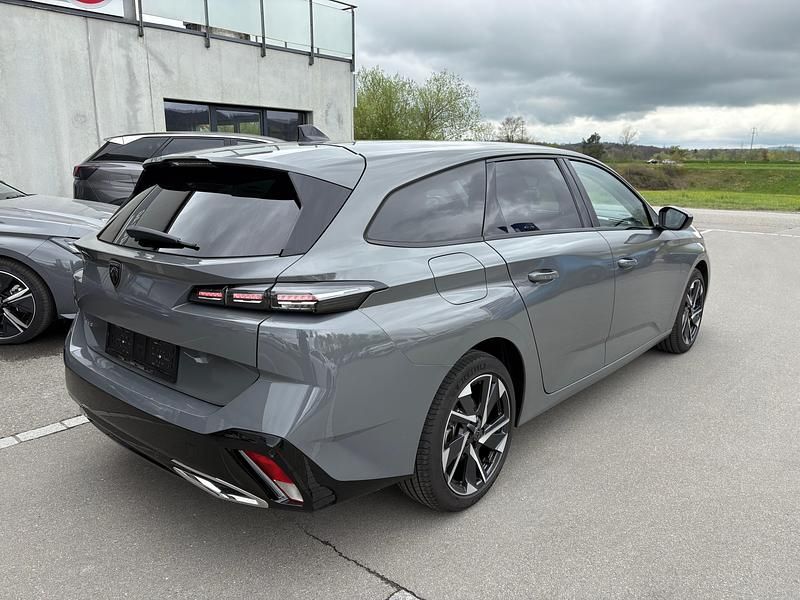 Gebraucht Peugeot 308 SW Allure 130 PS (95 kW) 2024 Kombi