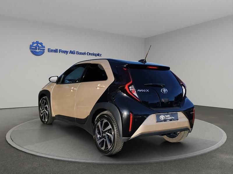 Gebraucht Toyota Aygo X Trend 72 PS (52 kW) 2023 Beige SUV
