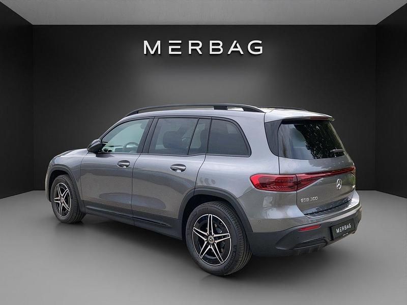 Gebraucht Mercedes EQB300 AMG line 168 kW (229 PS) 2024 Grau SUV