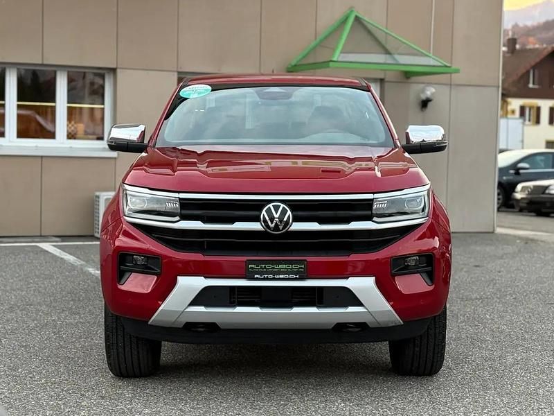 Gebraucht VW Amarok Highline 205 PS (150 kW) 2025 Rot Abholung