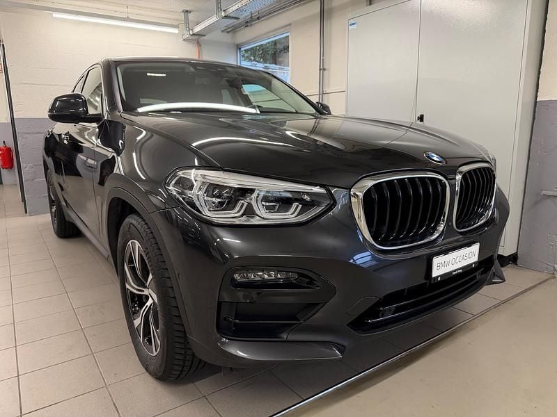 Grau Gebraucht 2021 BMW X4 Comfort Edition SUV | CHF 44’900 (Fairer Preis) - Bild 1/4
