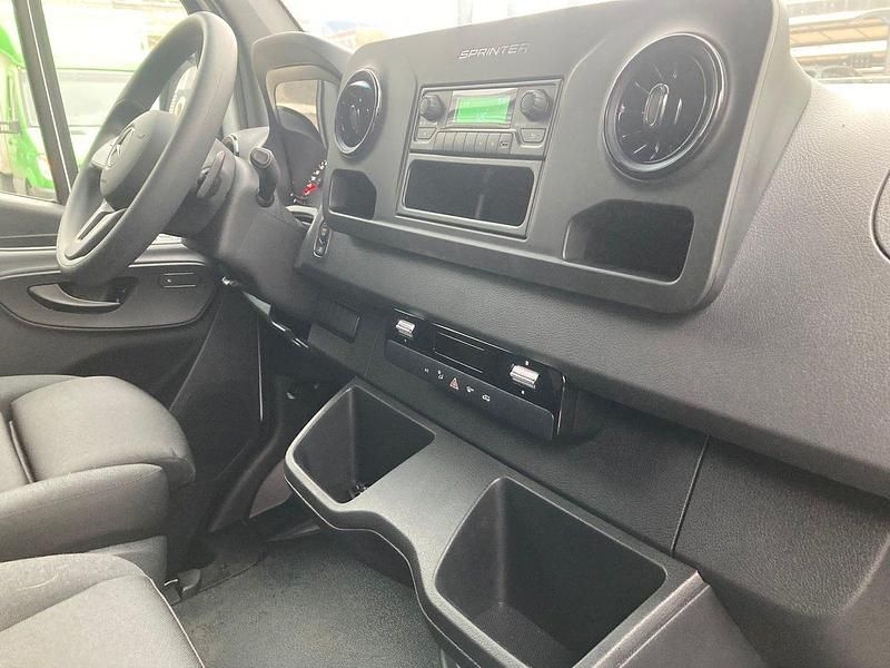 Gebraucht Mercedes E-Sprinter 84 kW (115 PS) 2022 Van