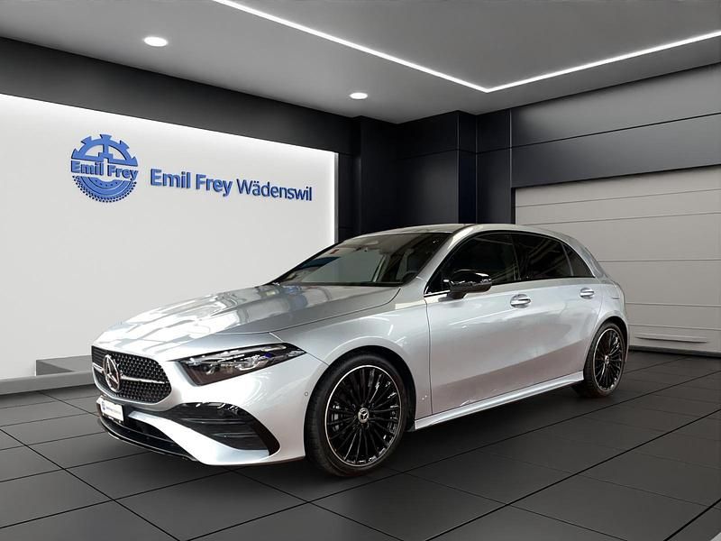 Gebraucht Mercedes A200 AMG line 177 PS (130 kW) 2025 Silber Limousine