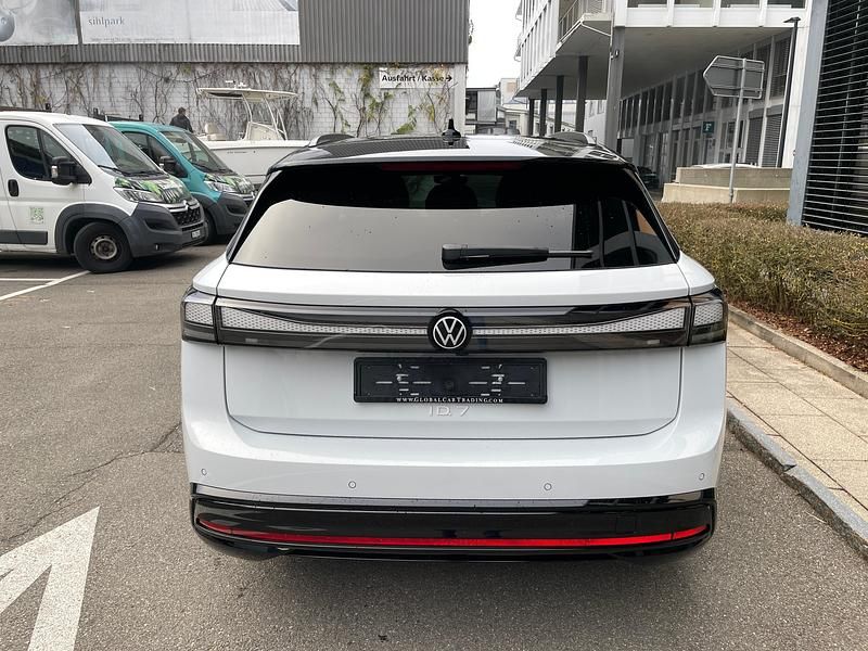 Gebraucht VW ID.7 Pro 209 kW (285 PS) 2024 Kombi