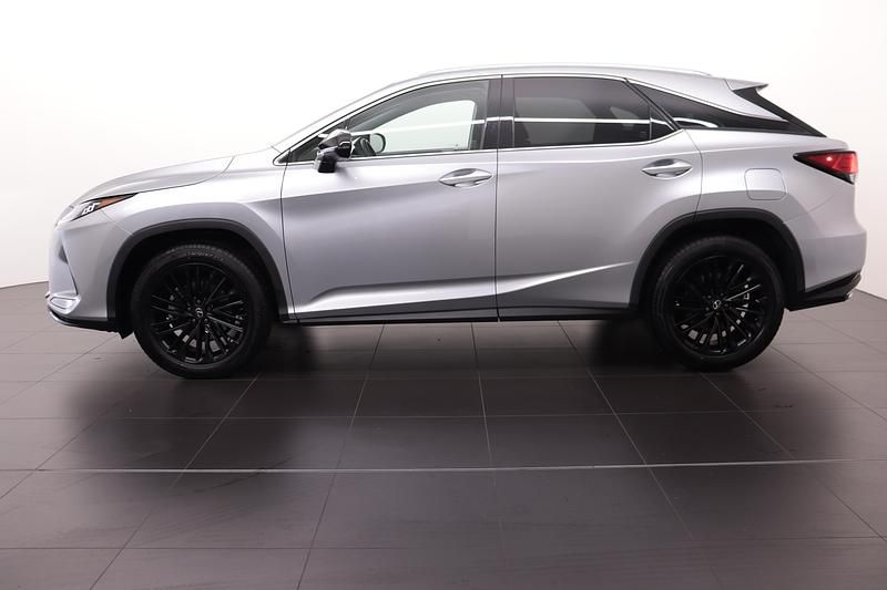 Gebraucht Lexus RX300 238 PS (175 kW) 2022 Silber SUV