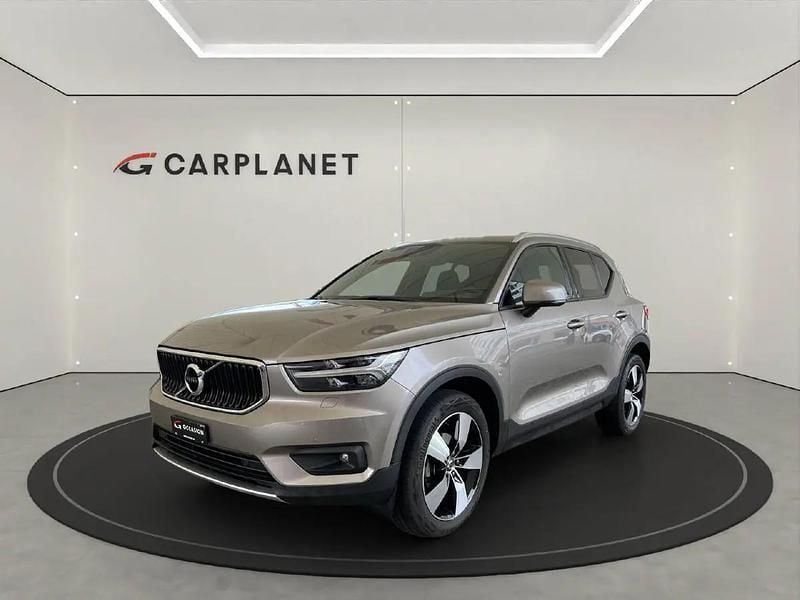 Gray Gebraucht 2025 Volvo XC40 Momentum SUV | CHF 27’490 (Superpreis) - Bild 1/4