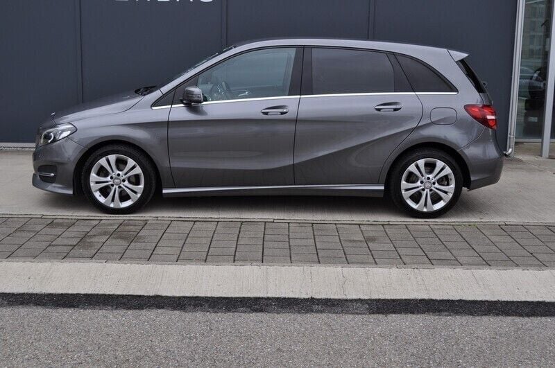 Gebraucht Mercedes B220 177 PS (130 kW) 2016 Van / Kleinbus