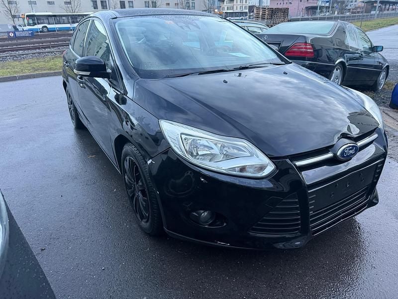 Gebraucht Ford Focus Trend 125 PS (91 kW) 2012