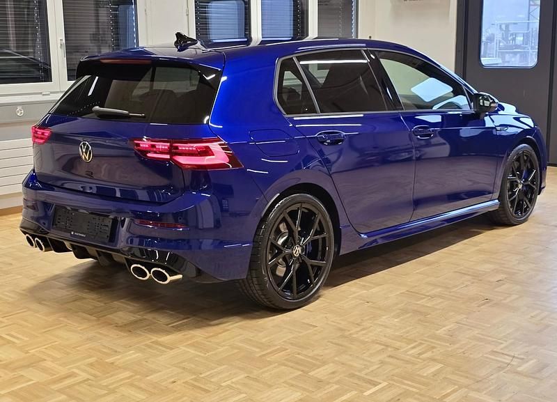 Gebraucht VW Golf VIII Design 320 PS (235 kW) 2022