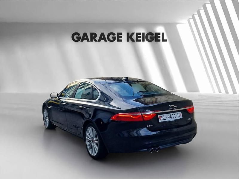 Gebraucht Jaguar XF Portfolio 180 PS (132 kW) 2016 Limousine
