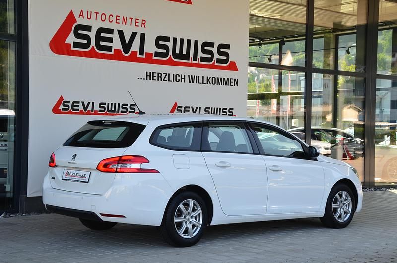 Gebraucht Peugeot 308 SW 130 PS (95 kW) 2017 Kombi