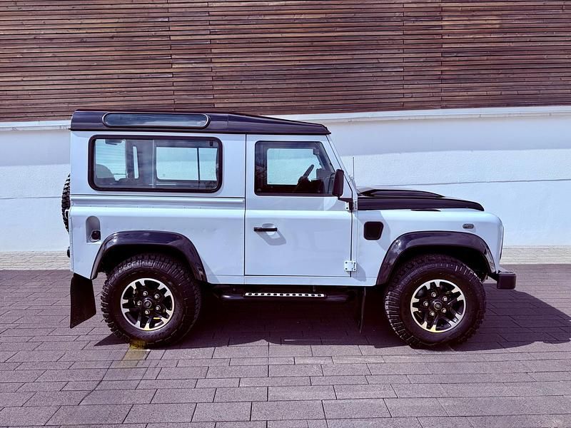 Gebraucht Land Rover Defender Adventure 122 PS (89 kW) 2015 SUV