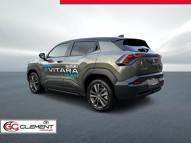 Neu Suzuki Vitara 135 kW (184 PS) 2025 Grün SUV