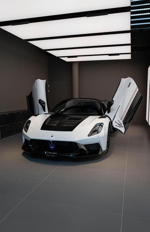 Neu Maserati GT2 Stradale GT 640 PS (470 kW) 2025 Coupé