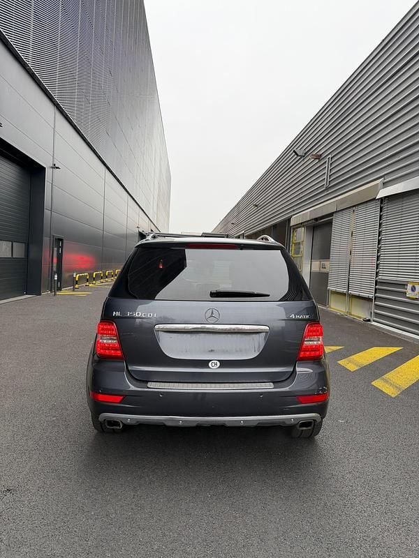 Gebraucht Mercedes ML350 231 PS (169 kW) 2011 SUV