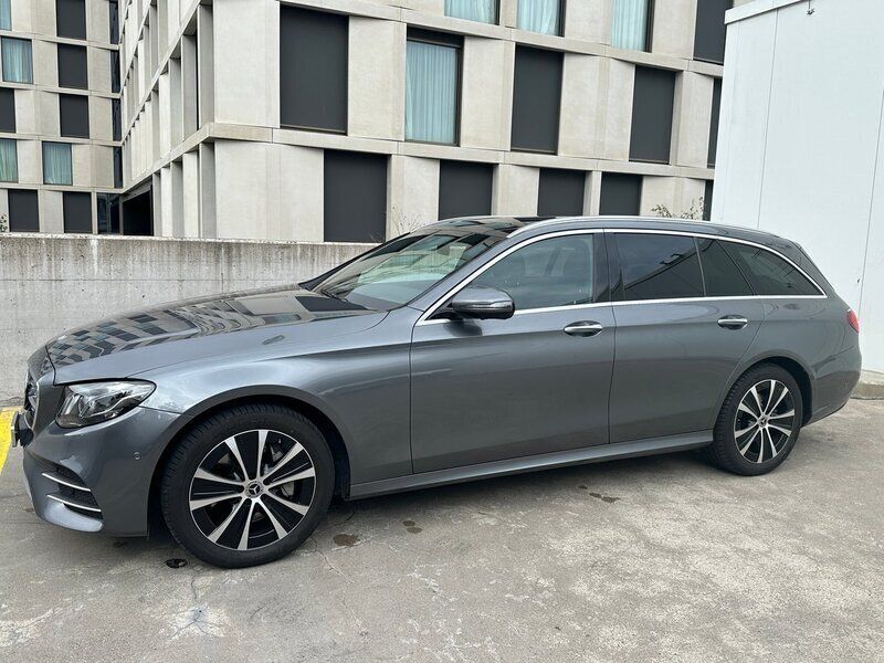 Gebraucht Mercedes E220 AMG line 194 PS (142 kW) 2017 Kombi